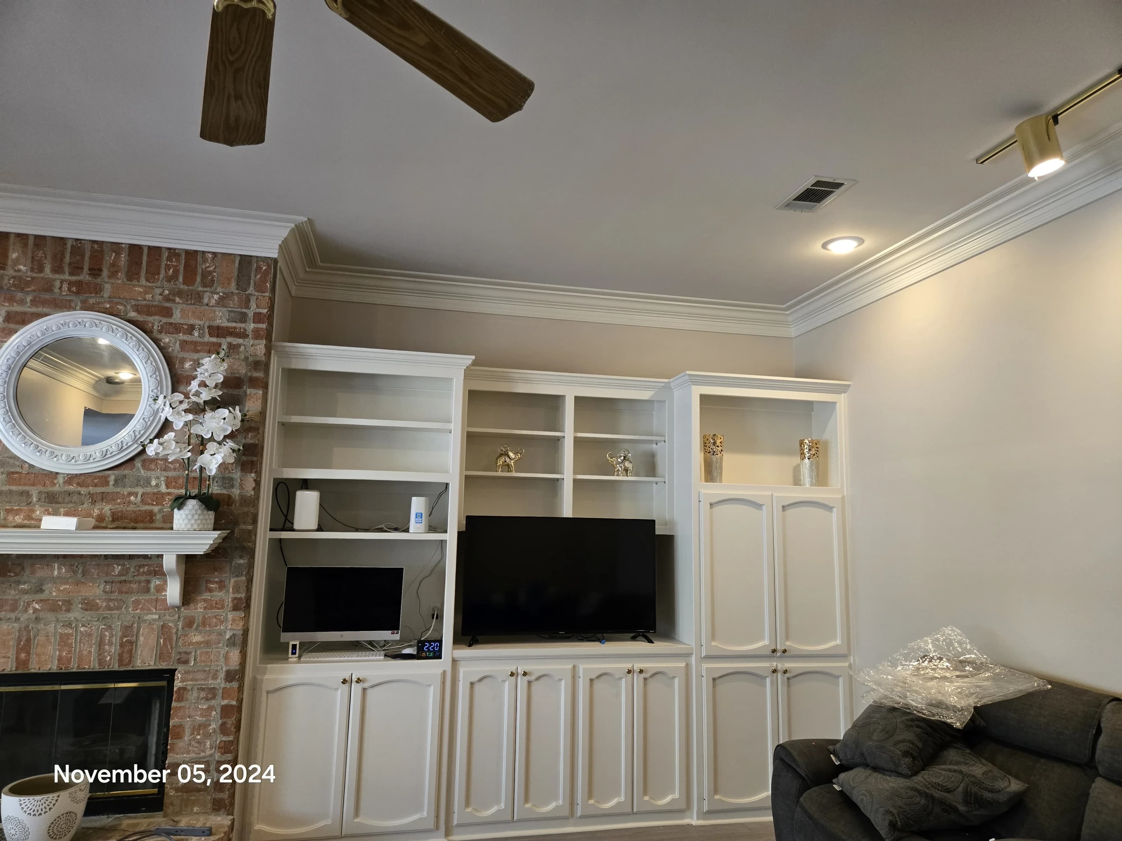 CABINET PAINTING Project